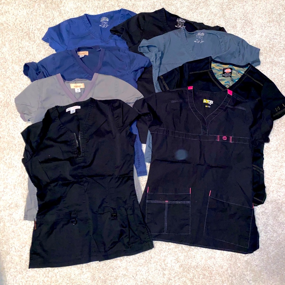 8 scrub tops - XXS-XS